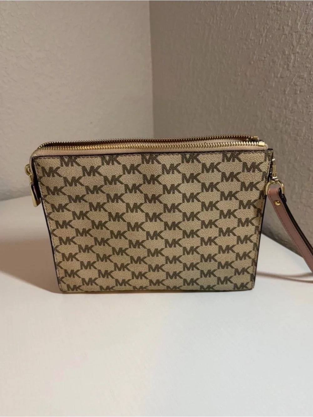 Michael Kors mk logo